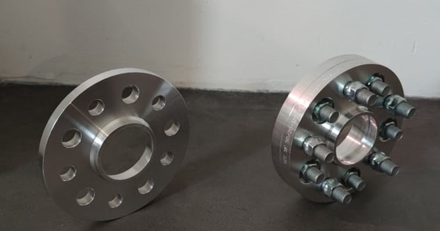 ROADFAR Spurverbreiterungen 2,5 Cm - Passend Für Chevrolet, Pontiac, GMC