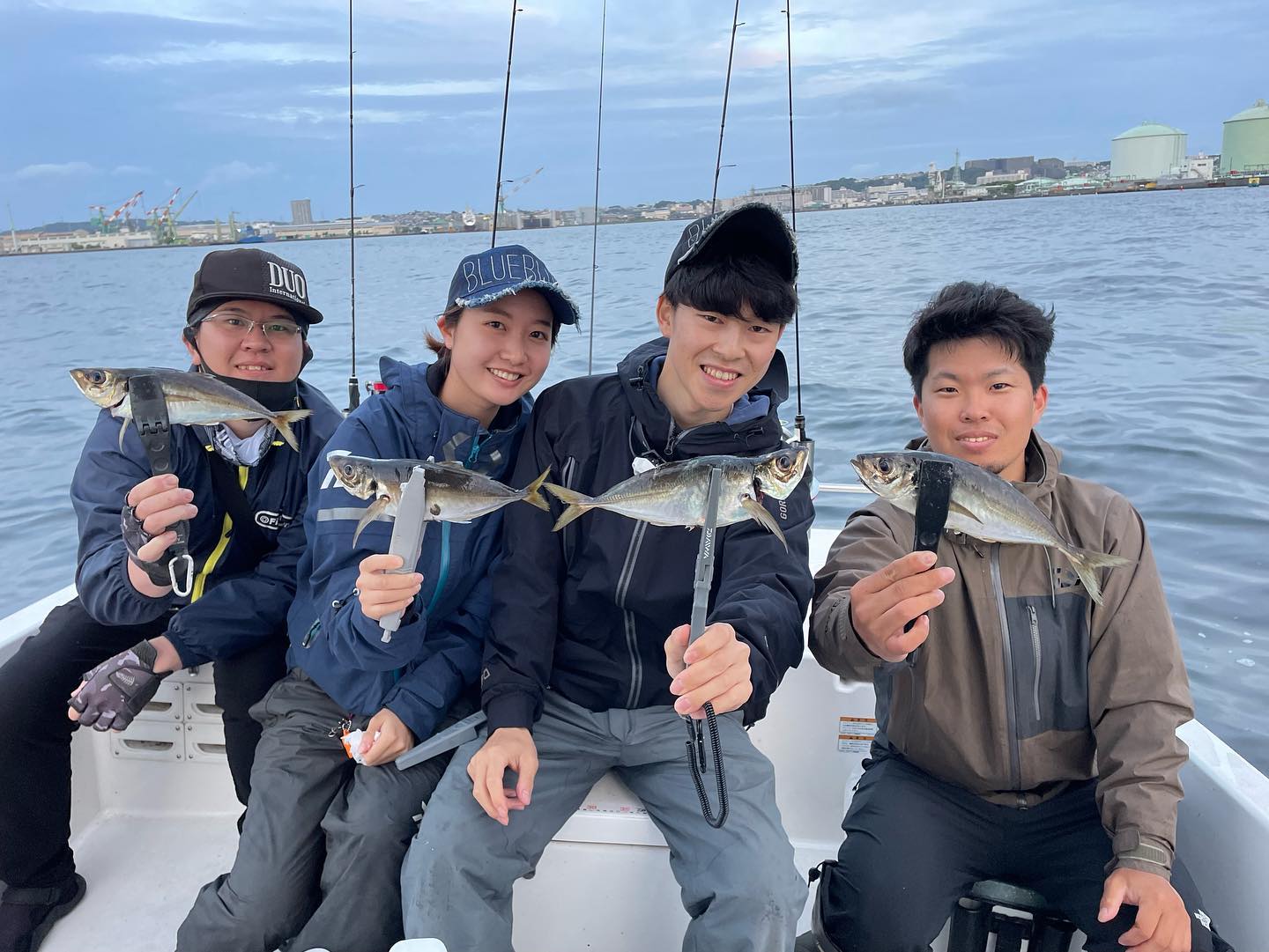 釣果情報 | 横浜磯子発ボートアジング、フィッシングガイド