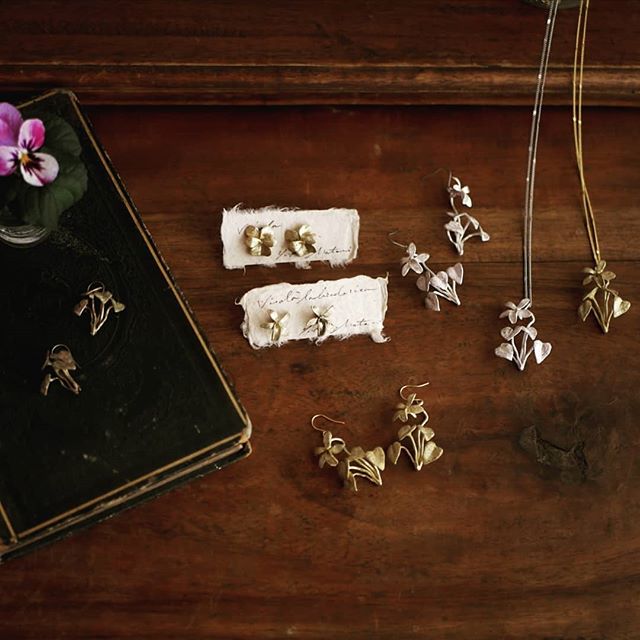 植物モチーフの金属アクセサリー】 | YUKIKO MATSUI 植物金工
