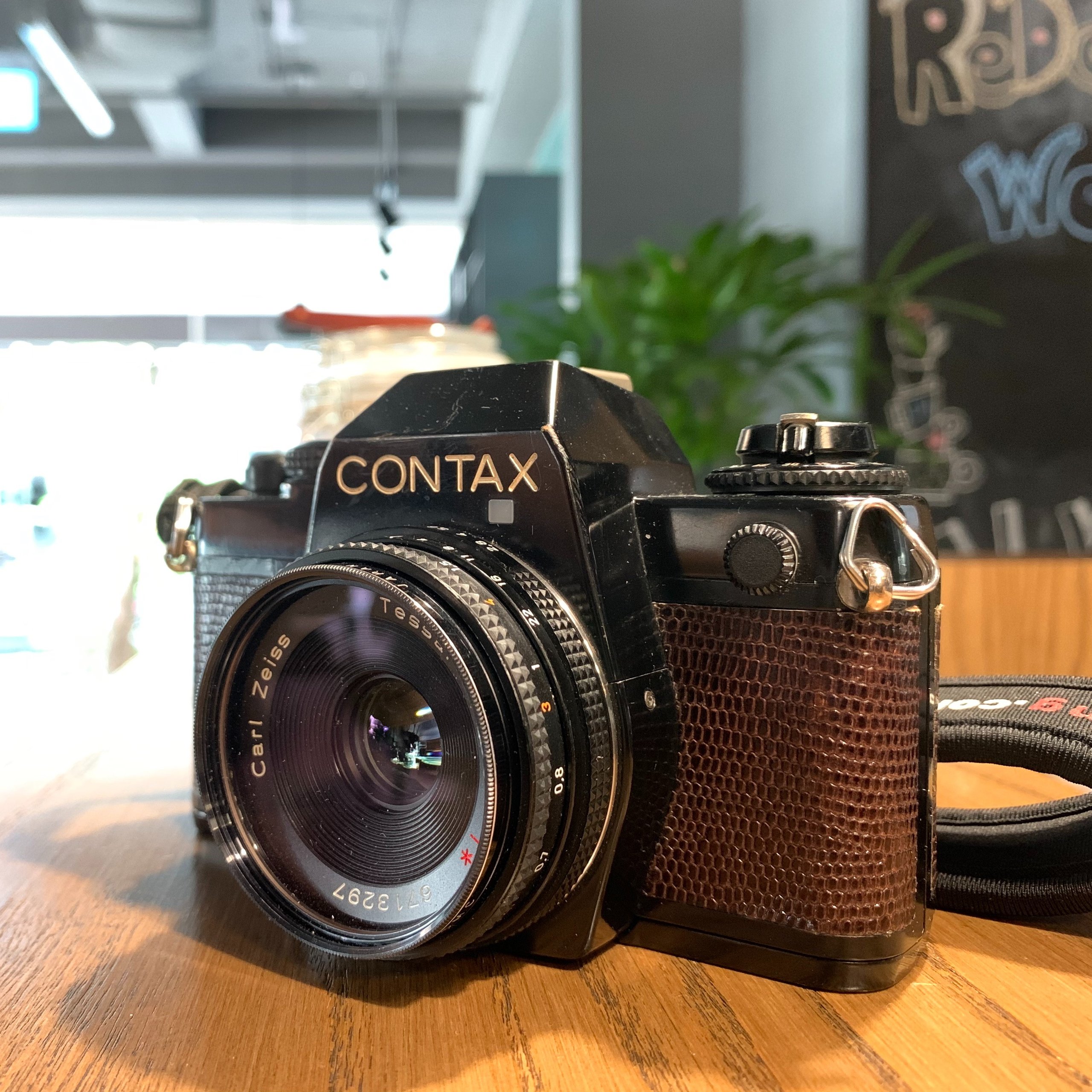 フィルムカメラ　ヤシカコンタックス139 Quartz ボディ　シャッター切れる フィルムカメラ ヤシカコンタックス139 Quartz ボディ