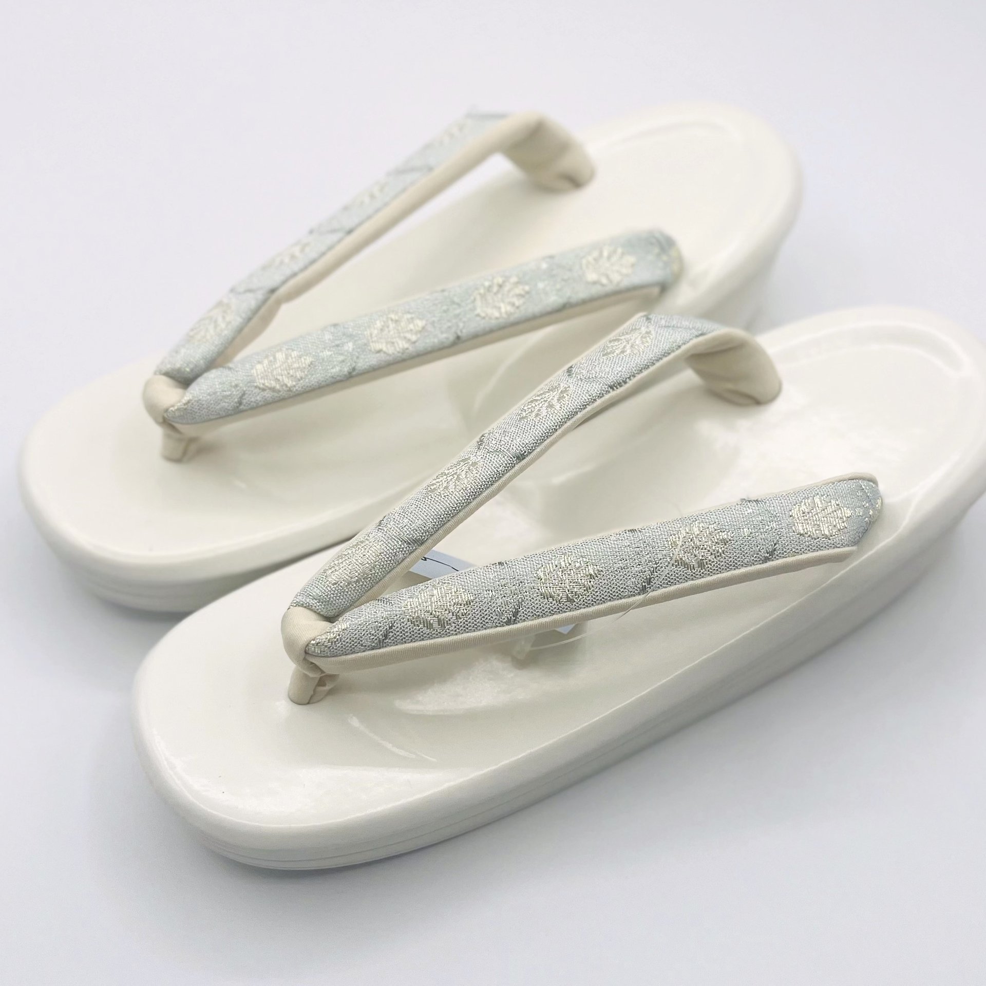 アシックス草履　西陣織　限定品 アシックス草履 西陣織 限定品 草履 バッグ セット はね返る