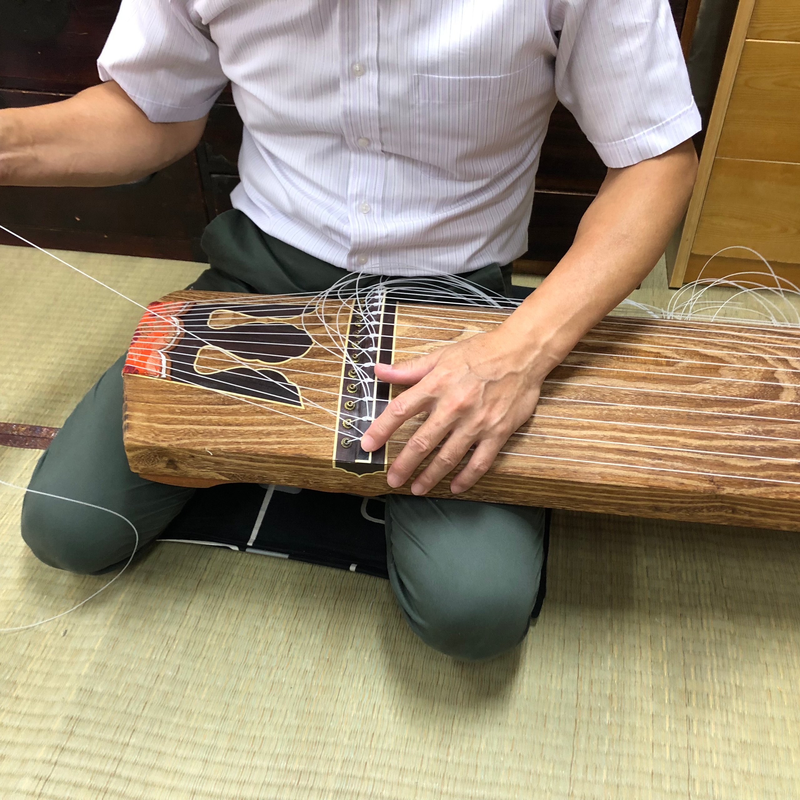 三味線修理 | 池袋豊島区東京三味線販売・張替え・修理なら