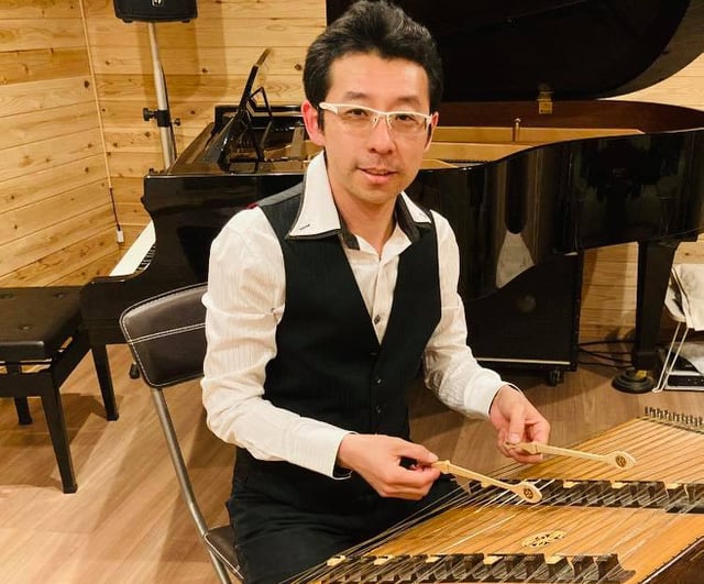 ダルシマーという北米の楽器です。 Amazon.co.jp: ダルシマーギター 3弦スプルースとマホガニー