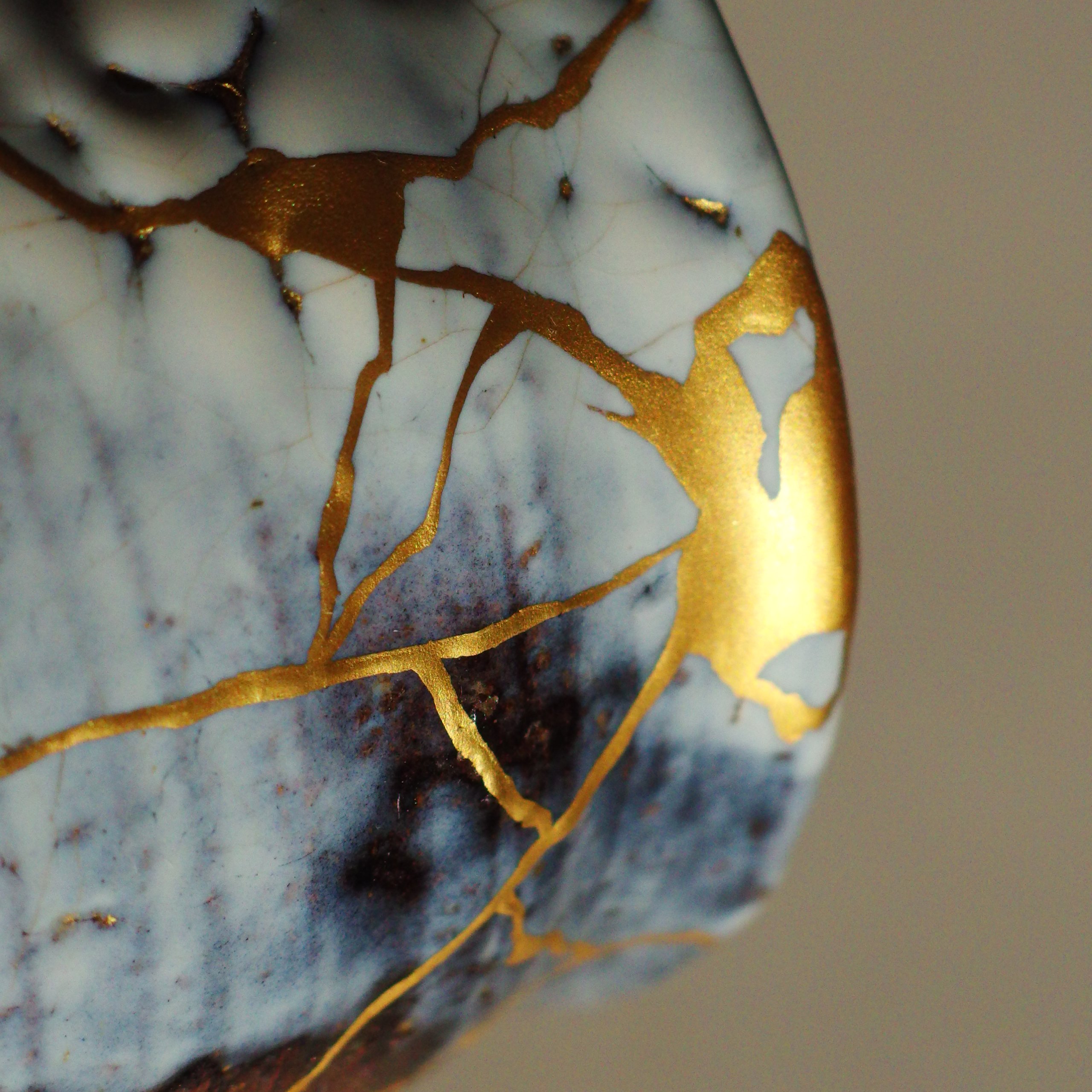 御深井　盃　金継ぎ Gallery | 金継ぎ つぎのば - kintsugi aikozushi
