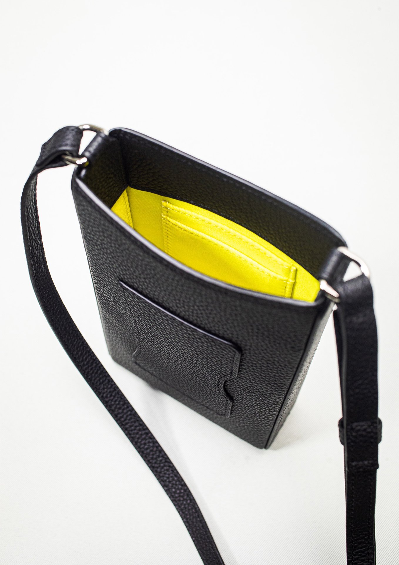 Logo Smartphone leather Bag - #04 COLLECTION - ARCHIVE
