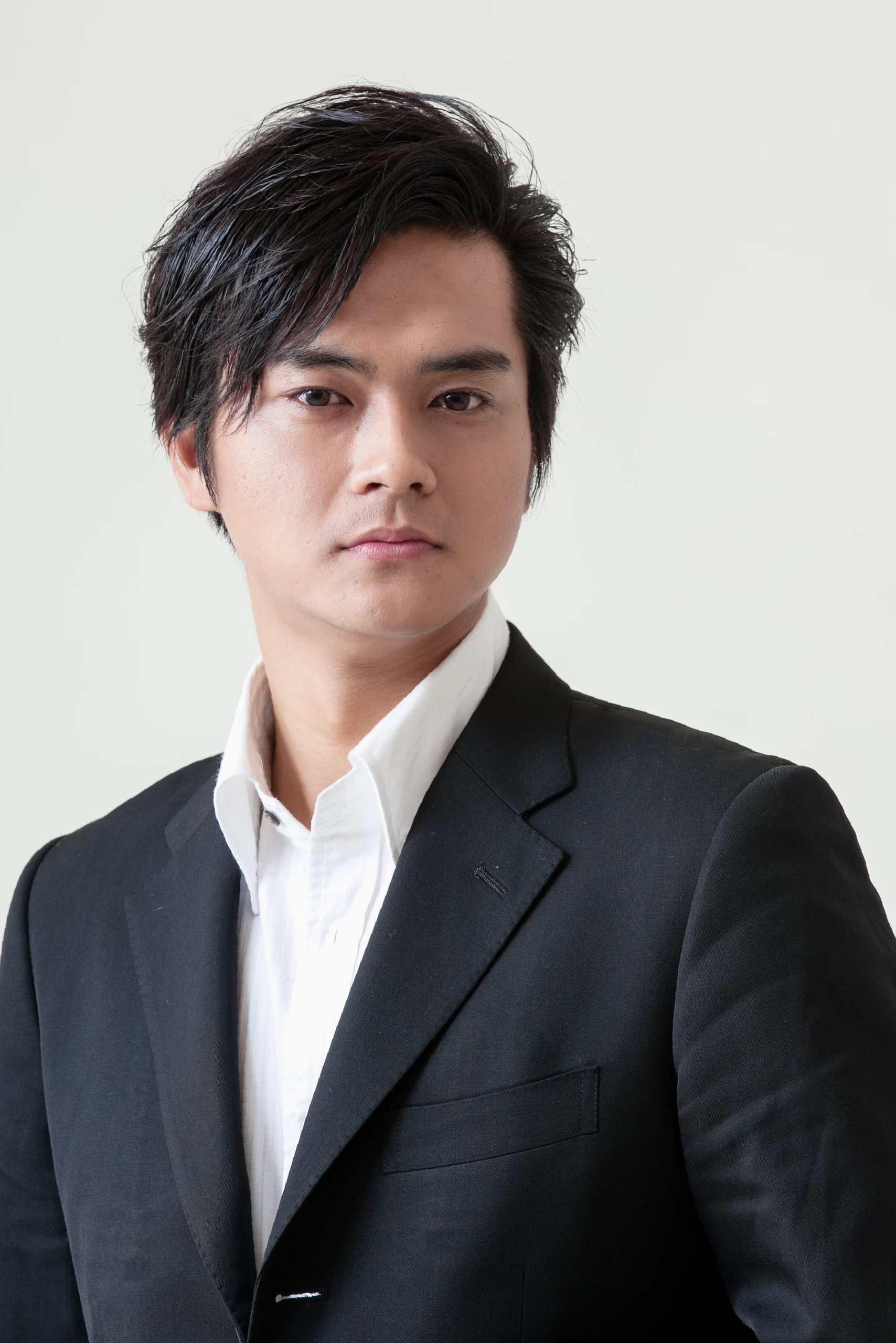 田中俊太郎 - ARTISTS | OFFICE STOMP LLC.