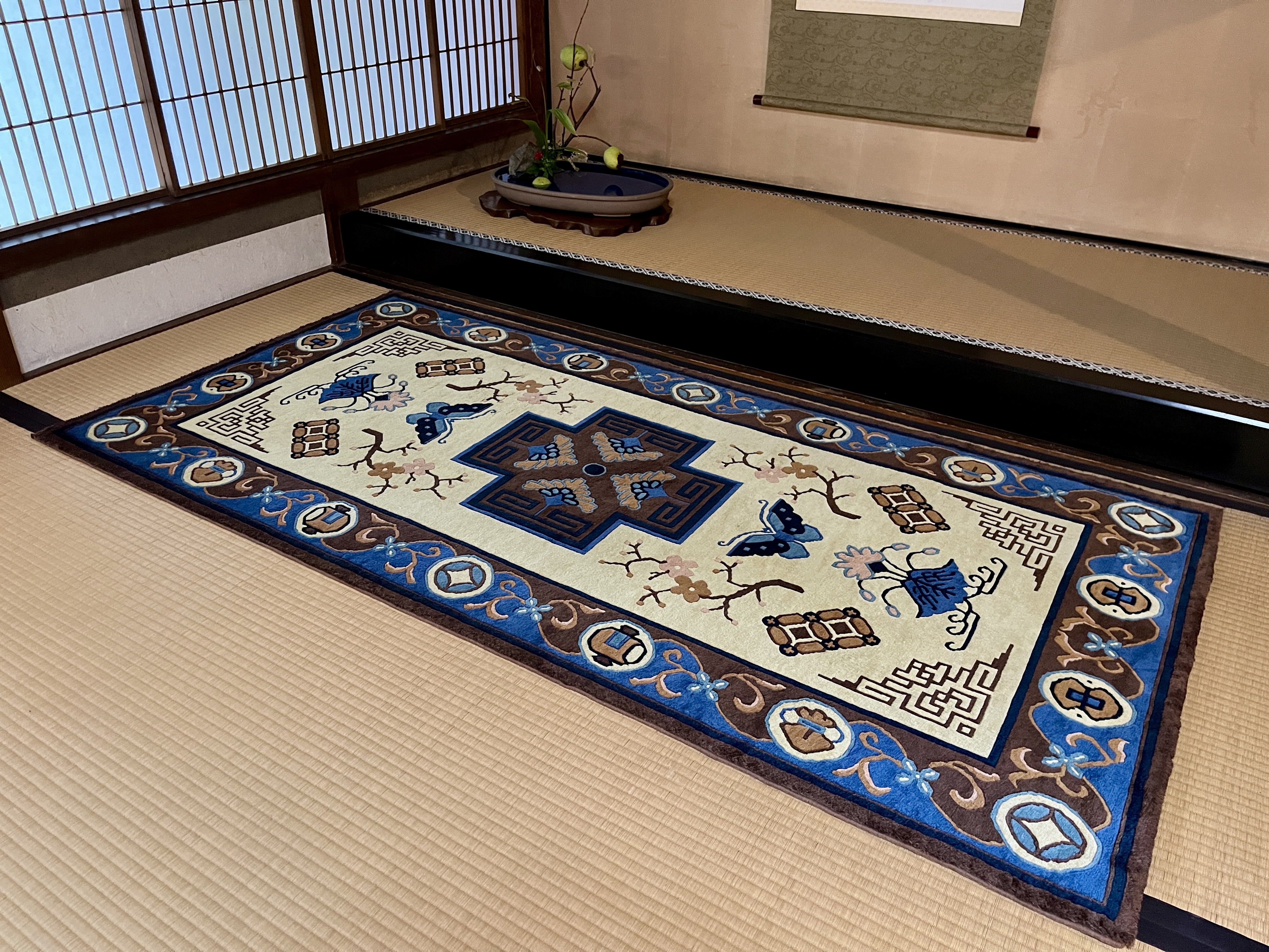 作品紹介 | 赤穂緞通工房《羊舎》AKO-DANTSU 